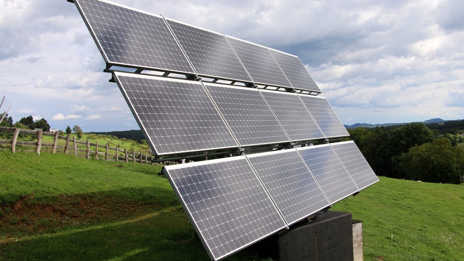 solar-power-4843112_1280